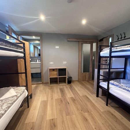 莱奥冈Haus Tirol住宿加早餐旅馆 外观 照片